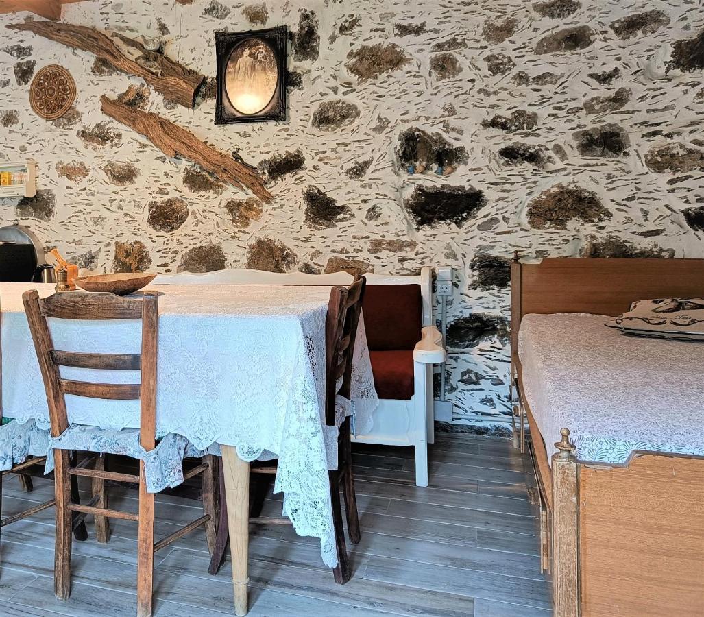 Casa Pappadiana Traditional Stonehouse Villa Kefálion Buitenkant foto